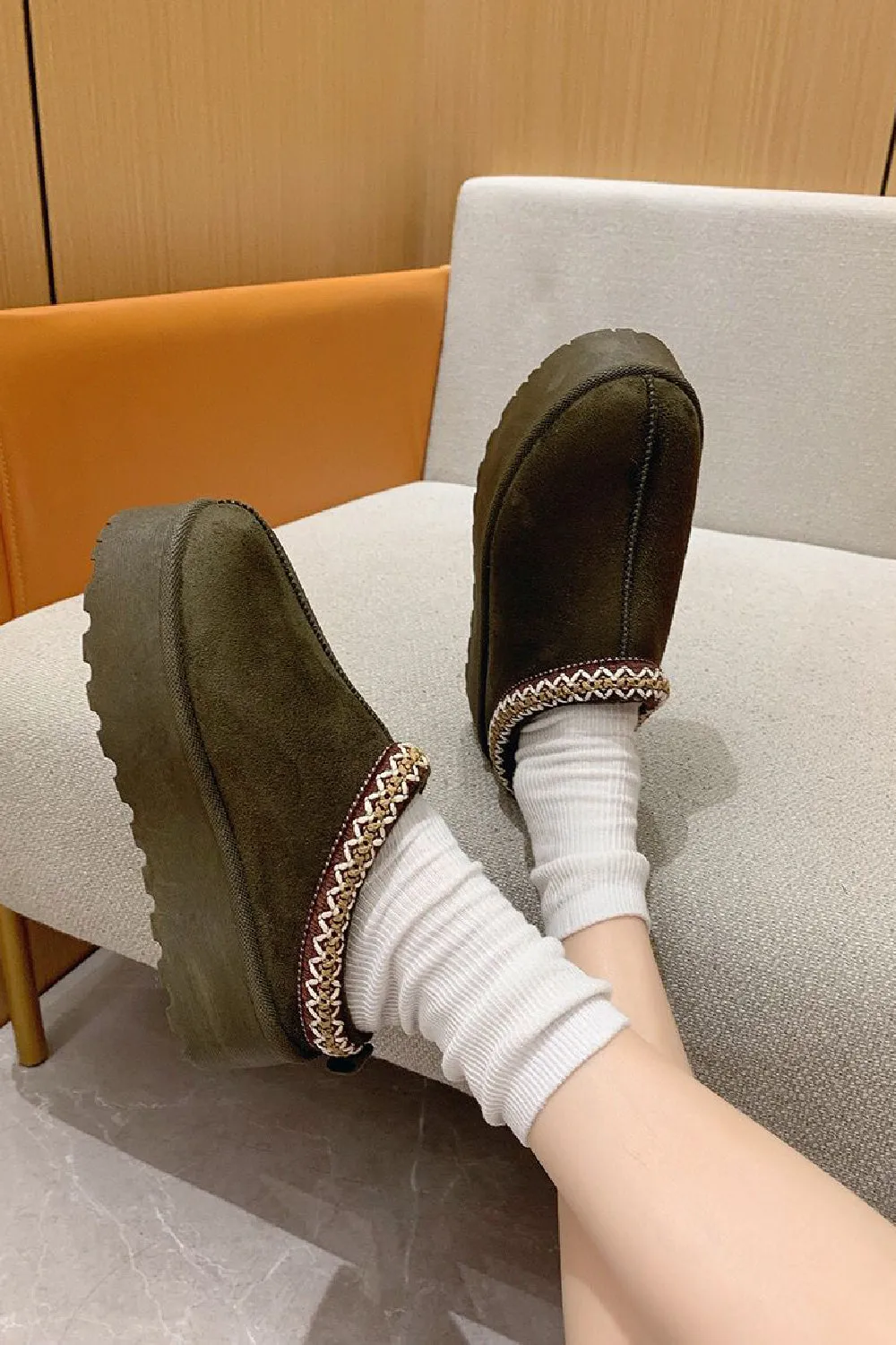 GREEN EMBROIDED FLUFFY PLATFORM SLIPPERS FAUX FUR LINED ANKLE BOOTS